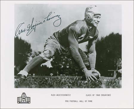 Lot #1358 Football Hall of Famers Signed Photograph - Image 1