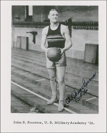 Lot #1247 Basketball Hall of Famers Signed Photograph - Image 2