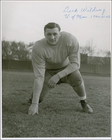 Lot #1302 College Football Hall of Famers Signed Photograph - Image 3