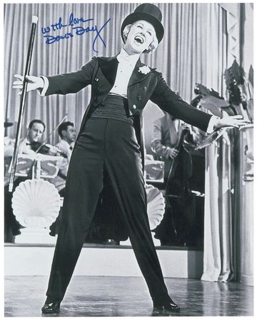 Lot #1061 Doris Day Signed Photographs - Image 1
