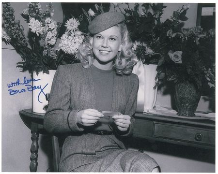 Lot #1061 Doris Day Signed Photographs - Image 2