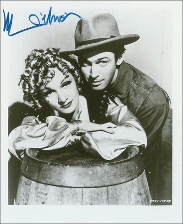 Lot #1066 Marlene Dietrich Signed Photographs - Image 1