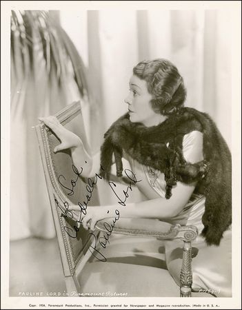 Lot #981 Actresses Signed Photographs - Image 3