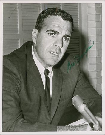 Lot #1362 Football Coaches Signed Photographs - Image 3