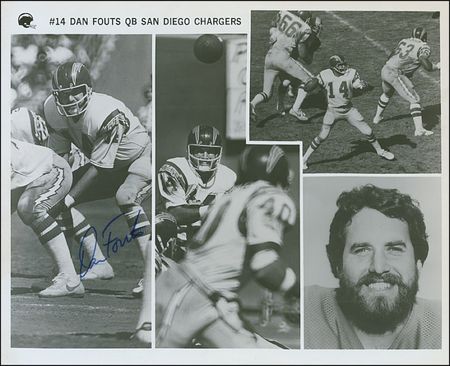 Lot #1376 Football Quarterbacks Signed Photographs - Image 3