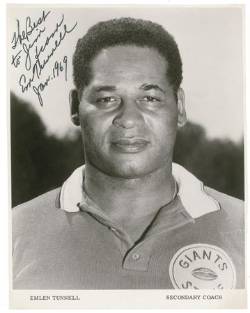 Lot #1466 NY Giants Signed Photographs - Image 3