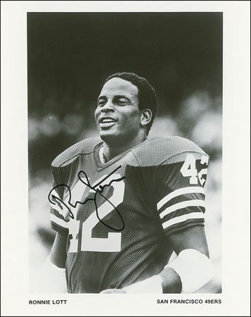 Lot #1374 Football Hall of Famers - Image 1