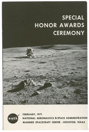 Lot #519 Astronauts Program - Image 1