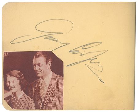 Lot #994 Autograph Album: Over 70 celebrities captured in California in the 30s and 40s, including Cooper, Rogers, Louis and Baer - Image 6