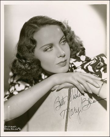 Lot #957 Actresses Signed Photographs - Image 3