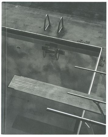 Lot #562 Annie Leibovitz - Image 1