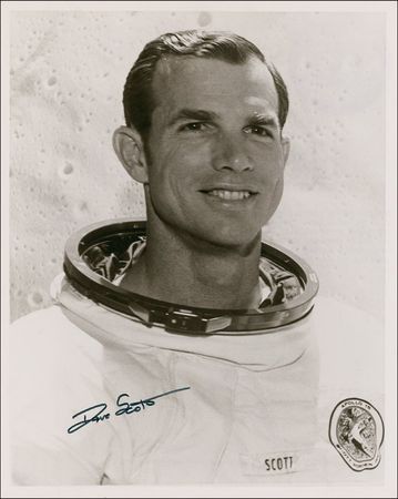 Lot #483 Dave Scott Signed Photographs - Image 2