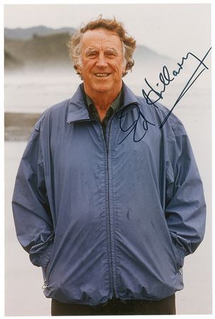 Lot #211 Edmund Hillary: “We have been concentrating on building a hospital and an airfield in the Solu valley of Nepal which is about 100 miles from the nearest road” - Image 2