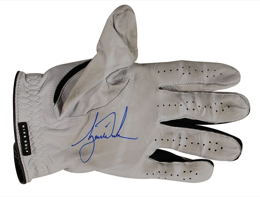 tiger woods nike golf glove