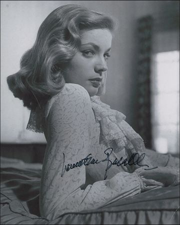 Lot #1011 Lauren Bacall Signed Photographs - Image 2