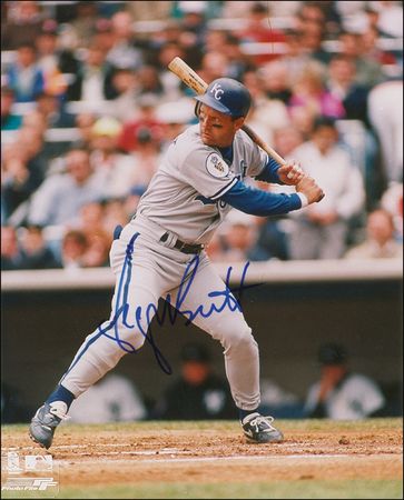 Lot #1399 George Brett Signed Photographs - Image 1
