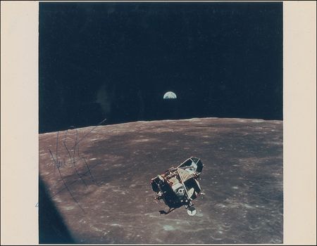 Lot #442 Neil Armstrong - Image 1