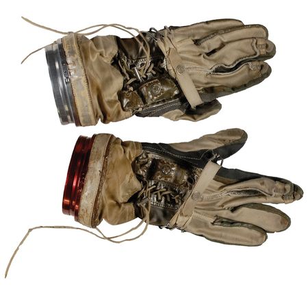 Lot #178 Alan Shepard - Image 1