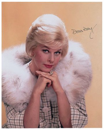 Lot #1159 Doris Day Signed Photographs - Image 1
