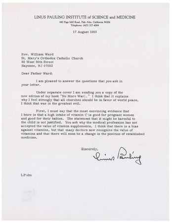 Lot #301 Linus Pauling: “I feel strongly that all churches should be in favor of world peace. I think that war is the greatest evil” - Image 2