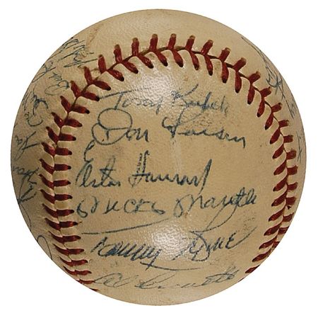Lot #1523 NY Yankees: 1957 team ball including Mantle, Kubek, Berra, and Ford - Image 4