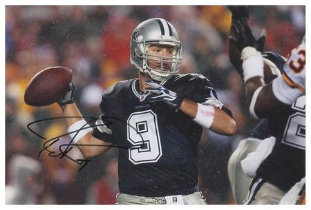 Lot #1543 Tony Romo Signed Photographs - Image 2