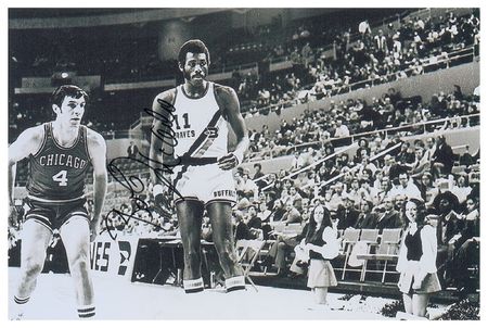 Lot #1501 Bob McAdoo Signed Photographs - Image 2