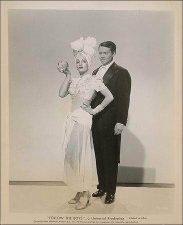 Lot #1399 Orson Welles and Marlene Dietrich Signatures - Image 3
