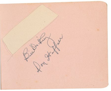 Lot #1564 NY Yankees Autograph Album - Image 3