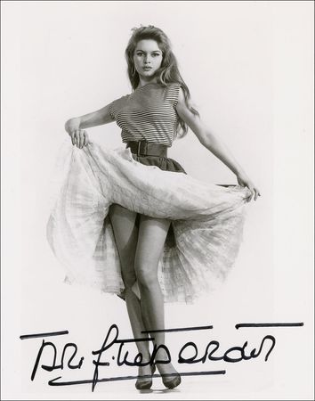 Lot #1118 Brigitte Bardot Signed Photographs - Image 1