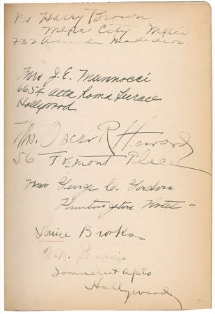 Lot #1082 Autograph Album: Over 450 signatures spanning two decades of the Golden Age of Hollywood, including Garbo, Todd, Hepburn, Rathbone, Leigh, and Dali - Image 2