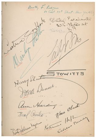 Lot #1082 Autograph Album: Over 450 signatures spanning two decades of the Golden Age of Hollywood, including Garbo, Todd, Hepburn, Rathbone, Leigh, and Dali - Image 4