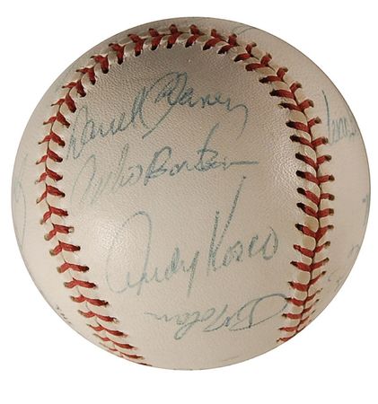 Lot #1492 Cincinnati Reds Baseball - Image 1