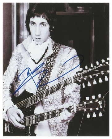 Lot #1045 The Who: Pete Townshend Signed Photographs - Image 2