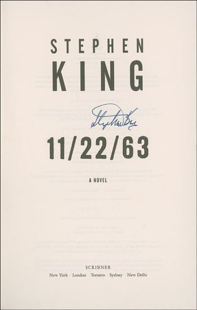 Lot #569 Stephen King Book - Image 1