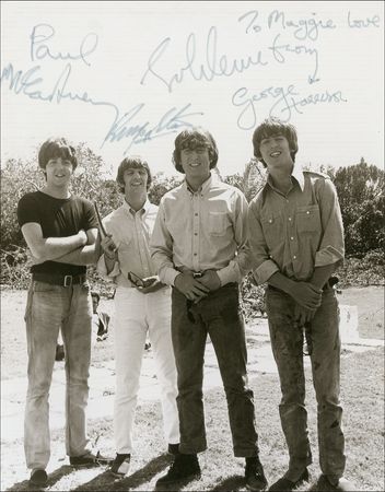 Lot #1 Beatles - Image 2