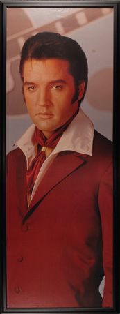 Lot #257 Elvis Presley - Image 1