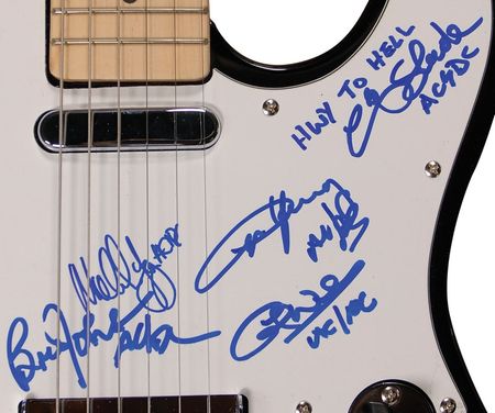 Lot #601 AC/DC - Image 2