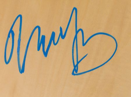 Lot #595 Neil Young - Image 2
