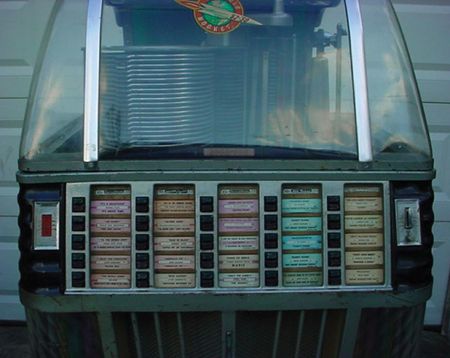 Lot #720 1951-1952 Rockola Rocket Jukebox 52-50 model 1434 - Image 3