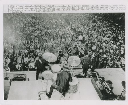 Lot #197 Beatles - Image 5
