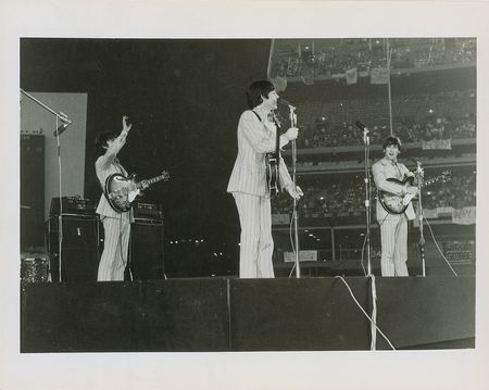 Lot #201 Beatles - Image 2