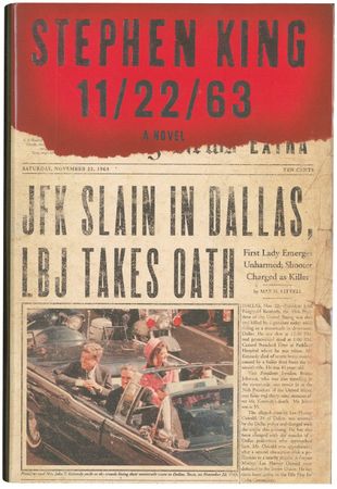 Lot #585 Stephen King Book - Image 2