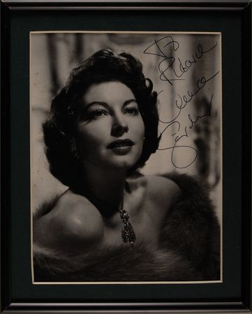 Lot #1130 Ava Gardner Signed Photographs - Image 2