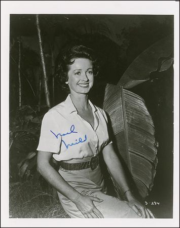 Lot #1291 Superman: Noel Neill Signed Photographs - Image 2