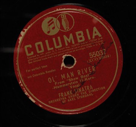 Lot #962 Frank Sinatra: Ol? Blue Eyes signs ?Ol? Man River? at the Steele Pier - Image 2