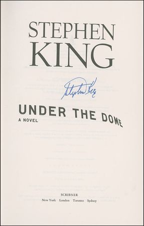 Lot #586 Stephen King Book - Image 1