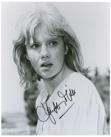 Lot #1203 Hayley Mills Signed Photographs - Image 1