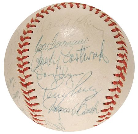 Lot #1383 Cincinnati Reds Baseball - Image 3