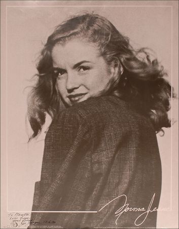 Lot #1211 Marilyn Monroe: Joseph Jasgur Posters - Image 1